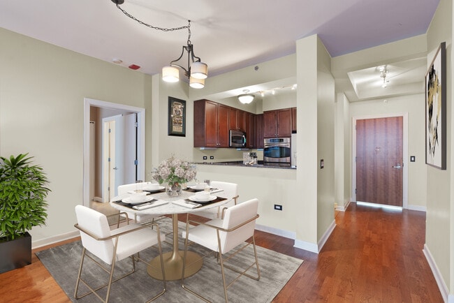 Photo - 1211 S Prairie Ave