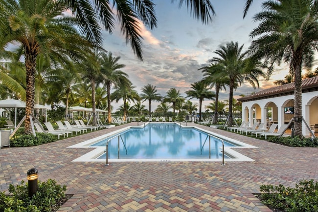 VIVA Luxury Apartments