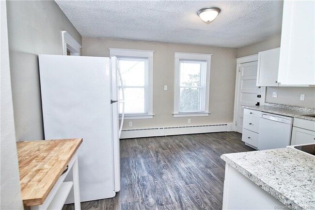 Photo - 15 Diamond St Unidad #B