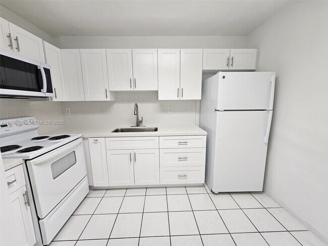 Photo - 6961 W 14th Ct Unit 204