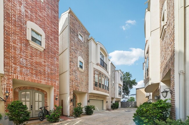 Photo - 5636 Kiam St