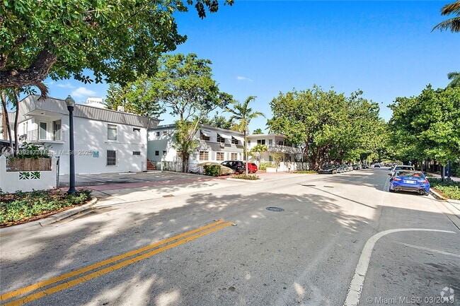 Building Photo - 208 Meridian Ave Unit 6 Rental