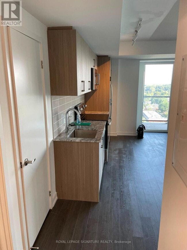 Photo - 4010 Eglinton Ave W Unit 1421