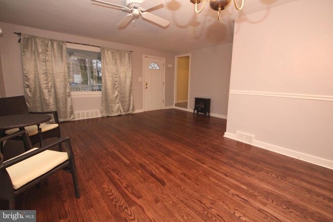 Photo - 2448 Pershing Ave