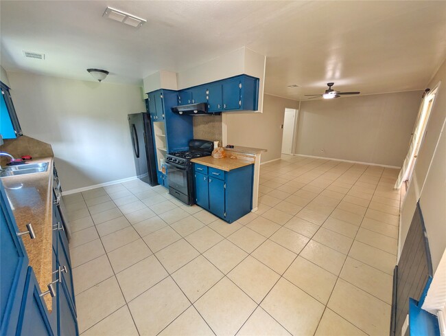 Photo - 4919 Connorvale Rd