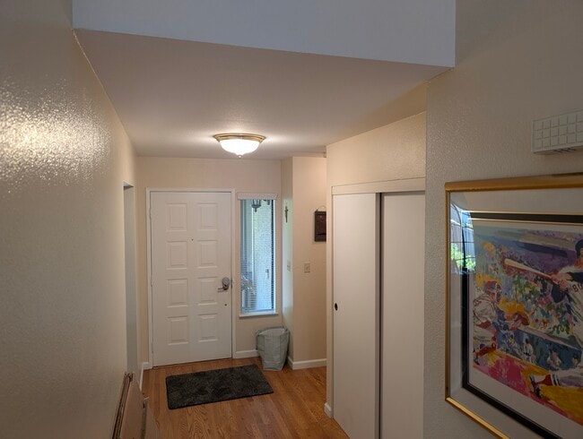 Photo - 2004 Raphael Ct