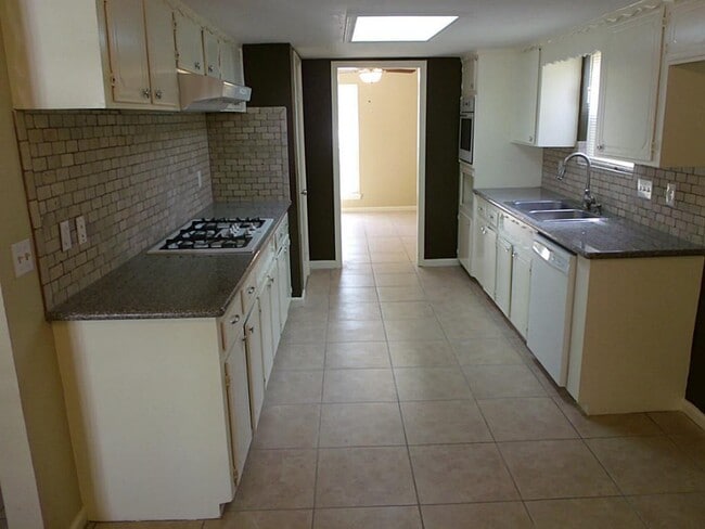 Photo - Home Kingwood