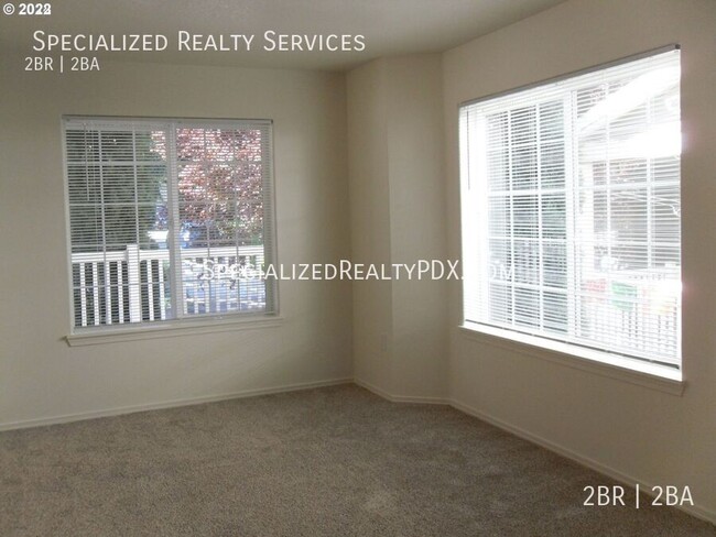 Photo - 11865 SE Pine St