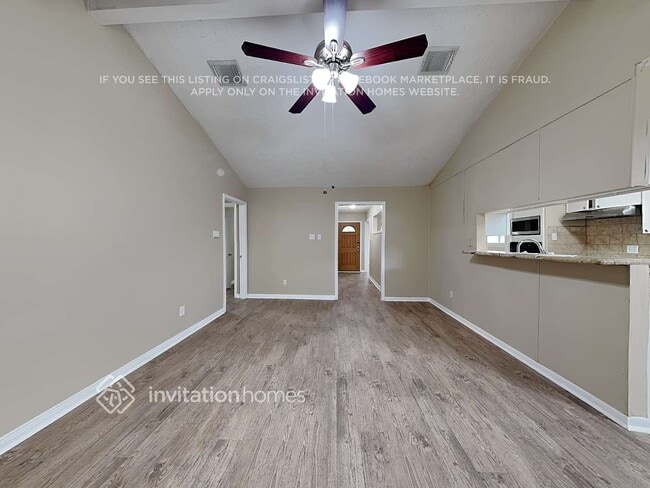 Photo - 801 Newport Blvd