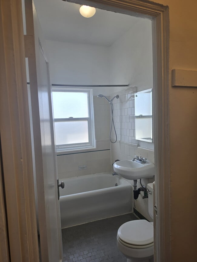 Horton Hall- All Utilities Included