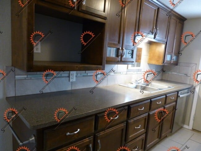 Photo - Super cute 2 bedroom 1 bath home