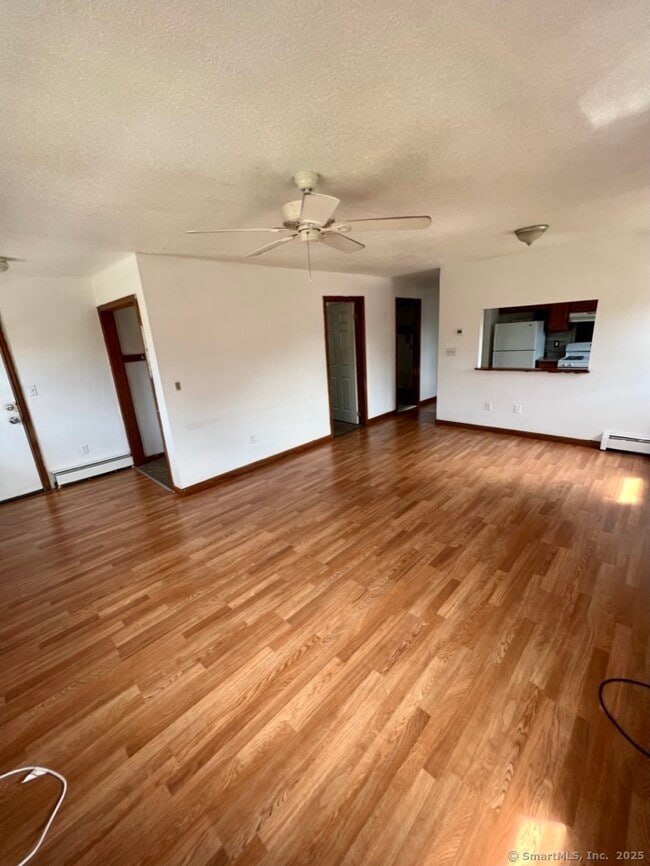 Photo - 320 Garden St