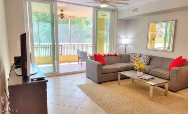 Photo - 2738 Tiburon Blvd E Unidad B-104 Rental