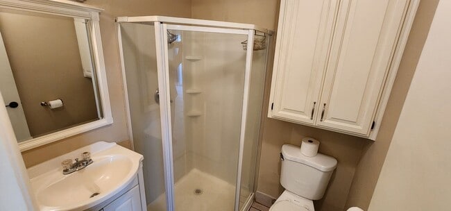 Photo - 3 Bedroom/2 Bath single story home
