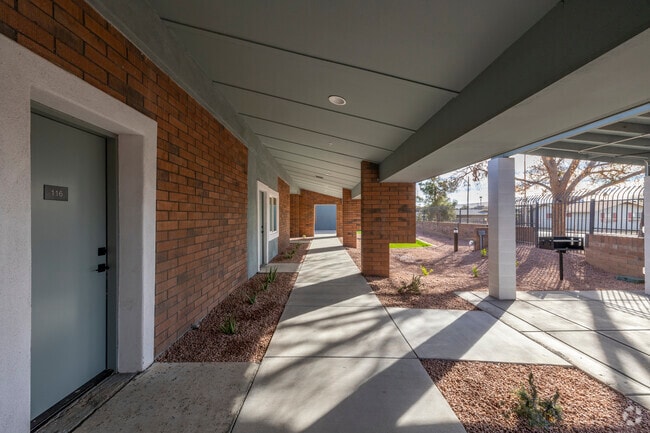 Photo - North Glen 38