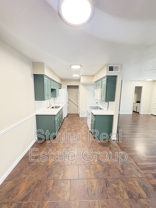 Photo - 2622 Custer Pkwy
