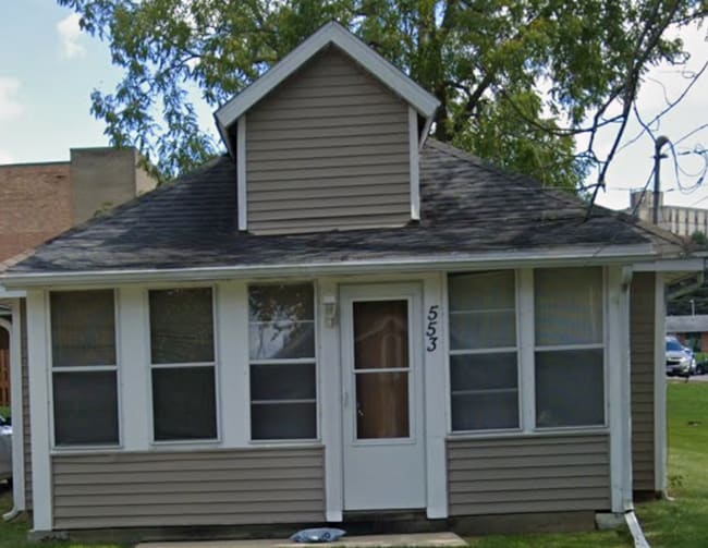 Building Photo - 553 N Warren Ave