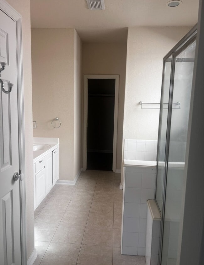 Photo - 8411 Spotslyvania Ln