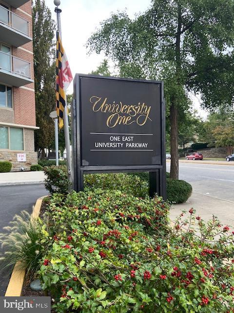 Building Photo - 1 E University Pkwy Unit 304 Rental