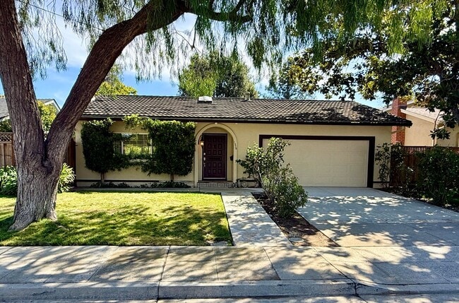 Building Photo - 1376 Spoonbill Way