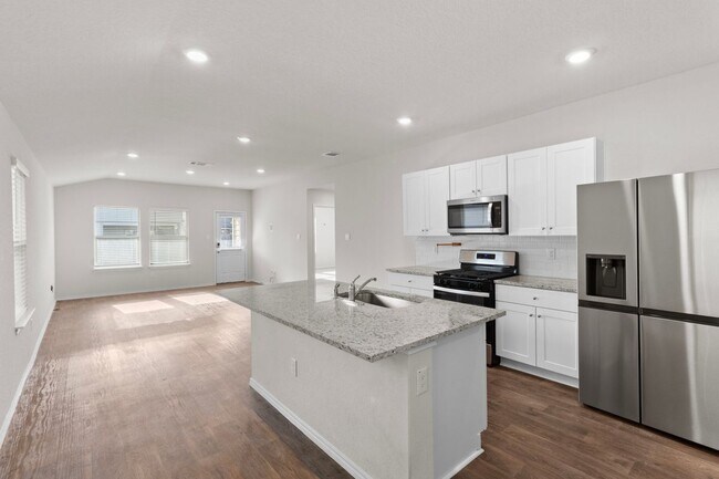 Photo - 3303 Mission River