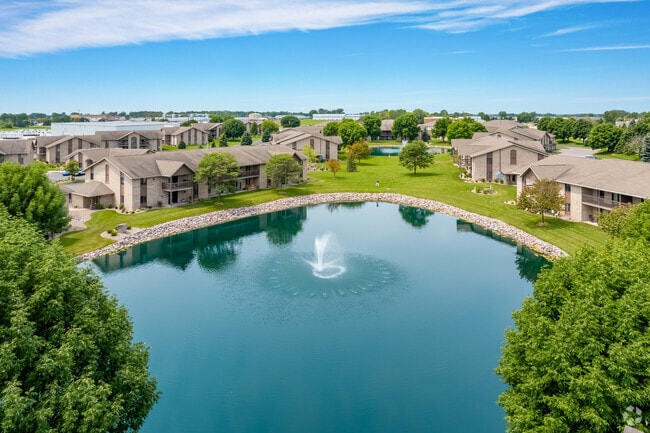 Building Photo - Fountain Park Rental