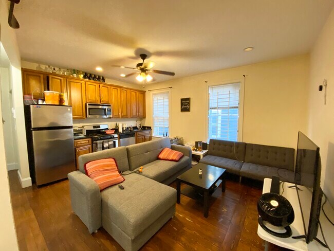 Photo - 178 Hillside St Unidad 1