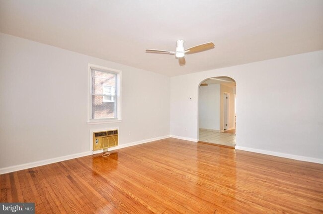 Building Photo - 8037 Pine Rd