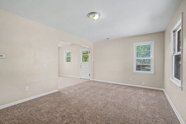 Photo - 1121 Cooper Ave