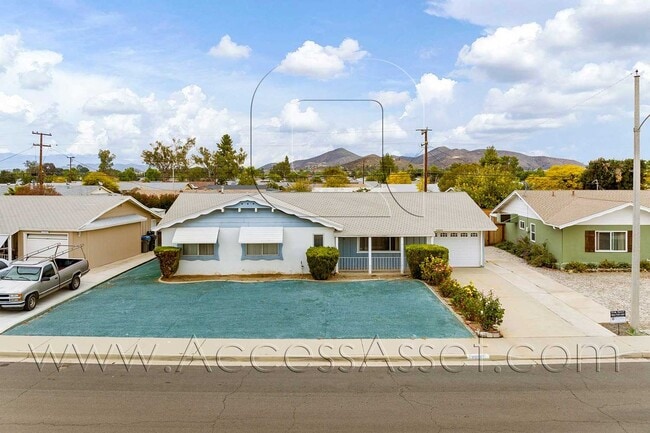 Building Photo - Gorgeous 3 Bed/2 Bath Home In Menifee's Sun City Civic 55+ Community!