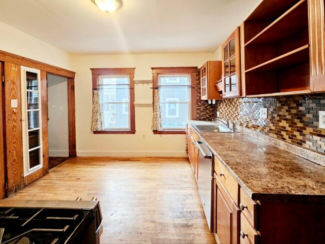 Photo - 12 Saint Peter St Unit 11