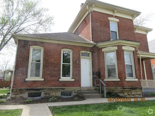 Building Photo - 203 W Dewald St Unit Apt 3