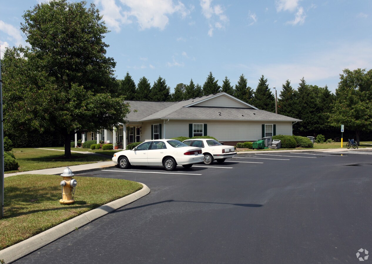Photo - Woodfield II Apartments