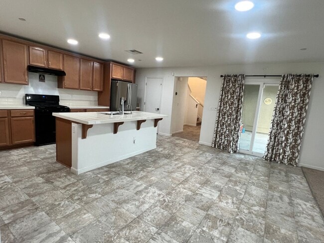 Photo - 1435 W Woodward Ave