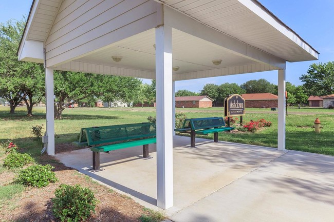 Photo - Ashdown Apartments