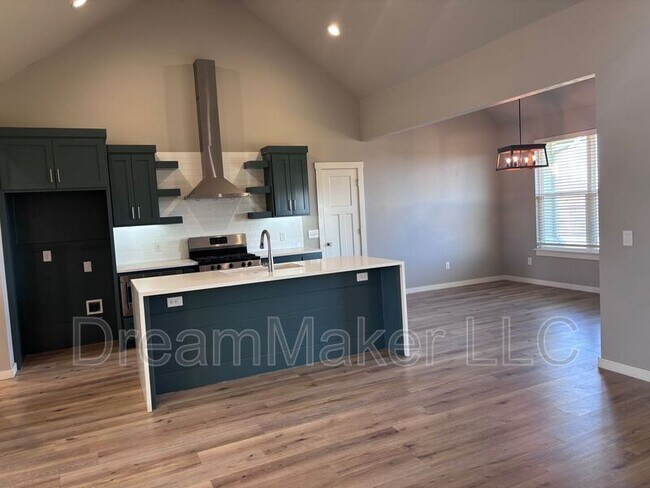 Photo - 3035 SE 34th St