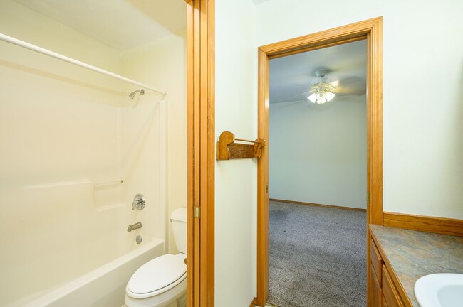 Photo - EDD1411 Unit #1