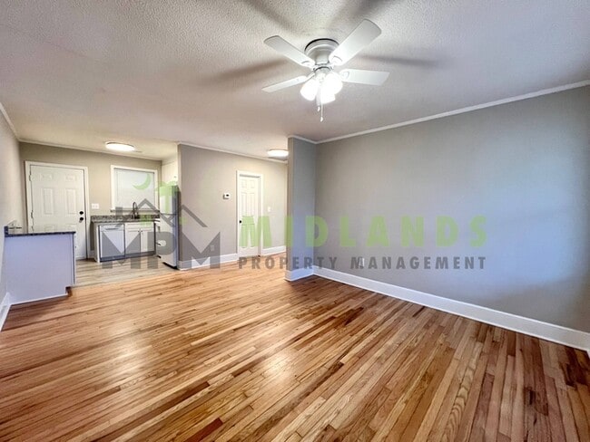 Photo - 7116 Patterson Rd