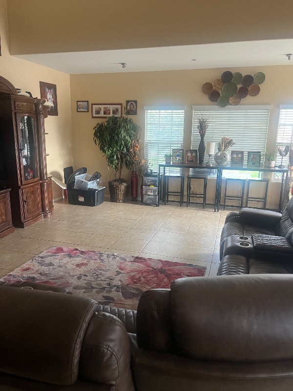 Photo - 806 Early Dawn Way