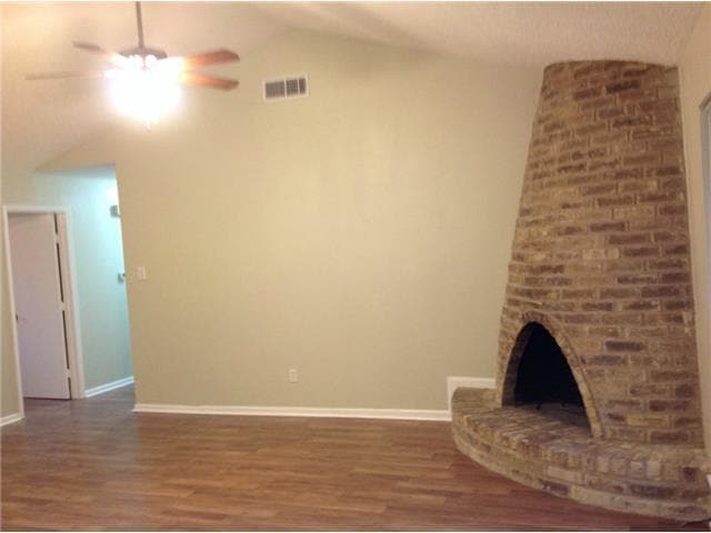 Building Photo - 1601 Rutland Dr Unit A