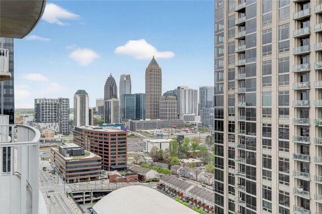 Photo - 361 17th St NW Unidad 2007