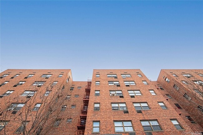 Photo - 94-30-94-58 58th Ave Unit 3A