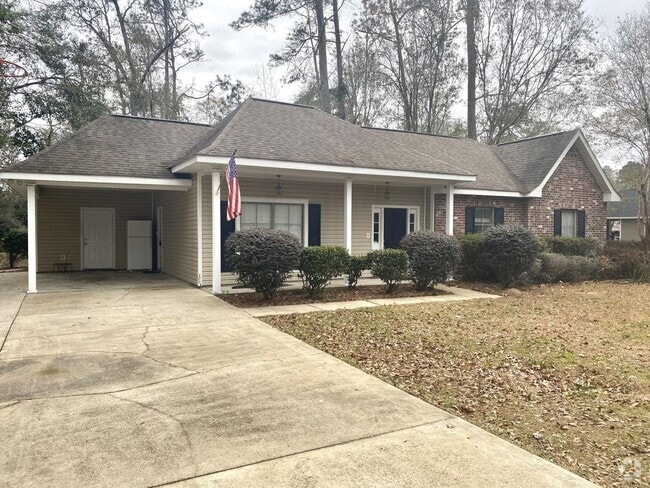 Building Photo - Available Now! Rental