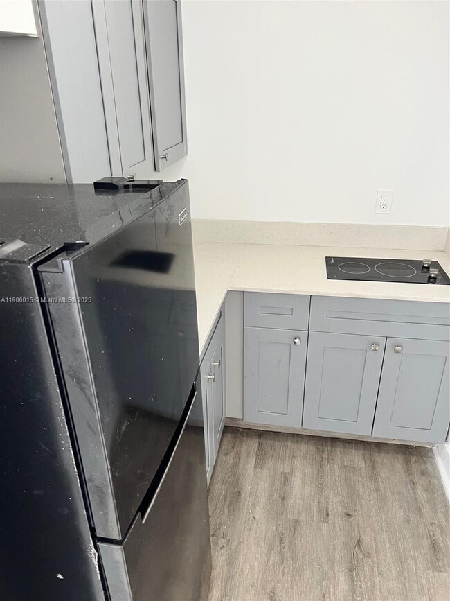 Photo - 1552 SW 2nd St Unit 9