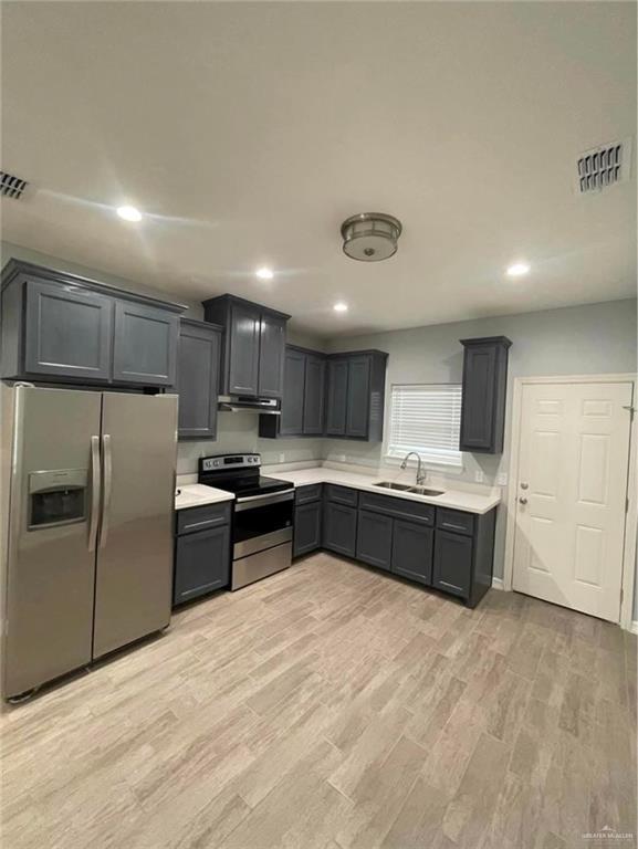 12 E La Pointe Ave Unit 2