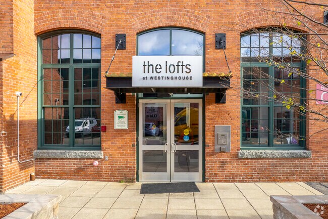 Entrada principal - The Lofts at Westinghouse