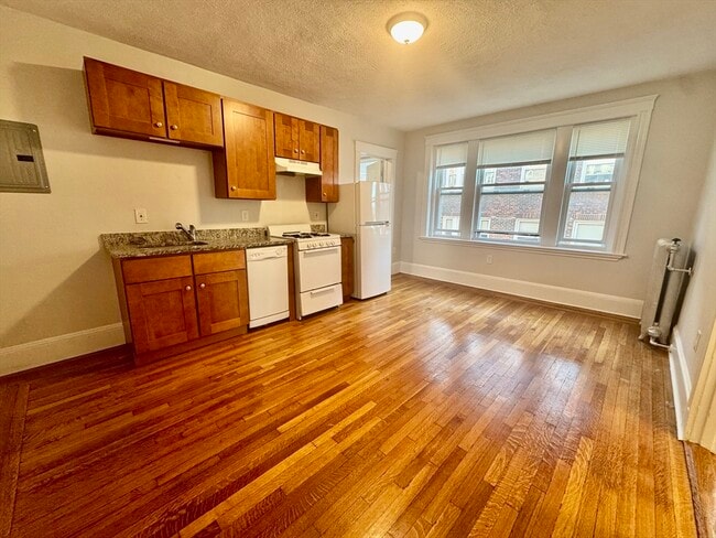 Photo - 1615 Commonwealth Ave Unit 27