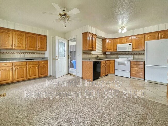 Photo - 8282 S Harrison Cir