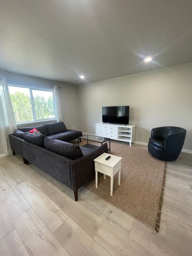 Photo - 2251 Ridgewood Dr Unit B