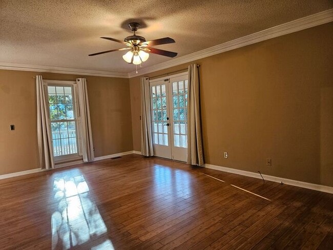 Photo - Harbison !!!